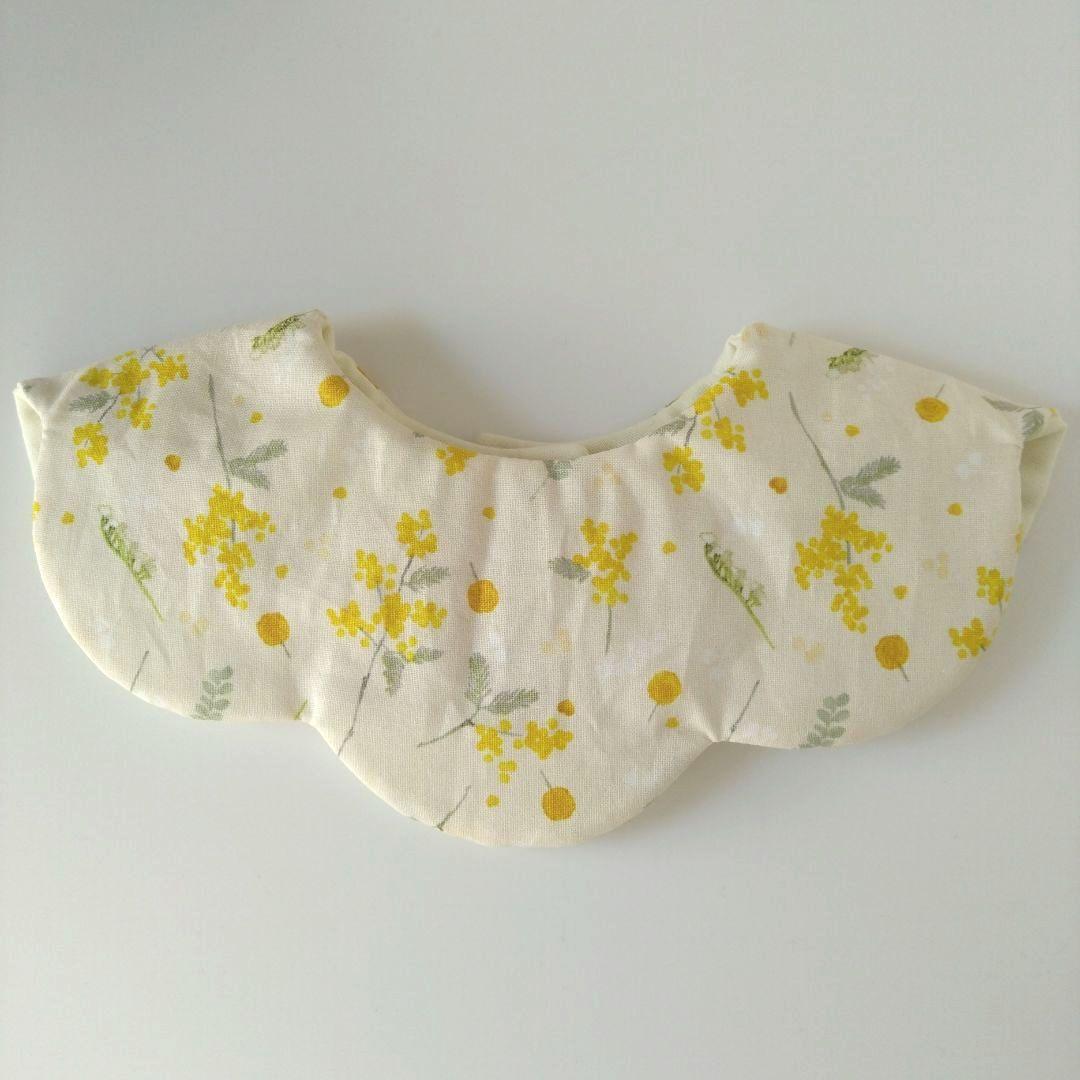 ハンドメイド 360°花びらスタイ ミモザ刺繍 ミモザ柄 もくもくスタイ