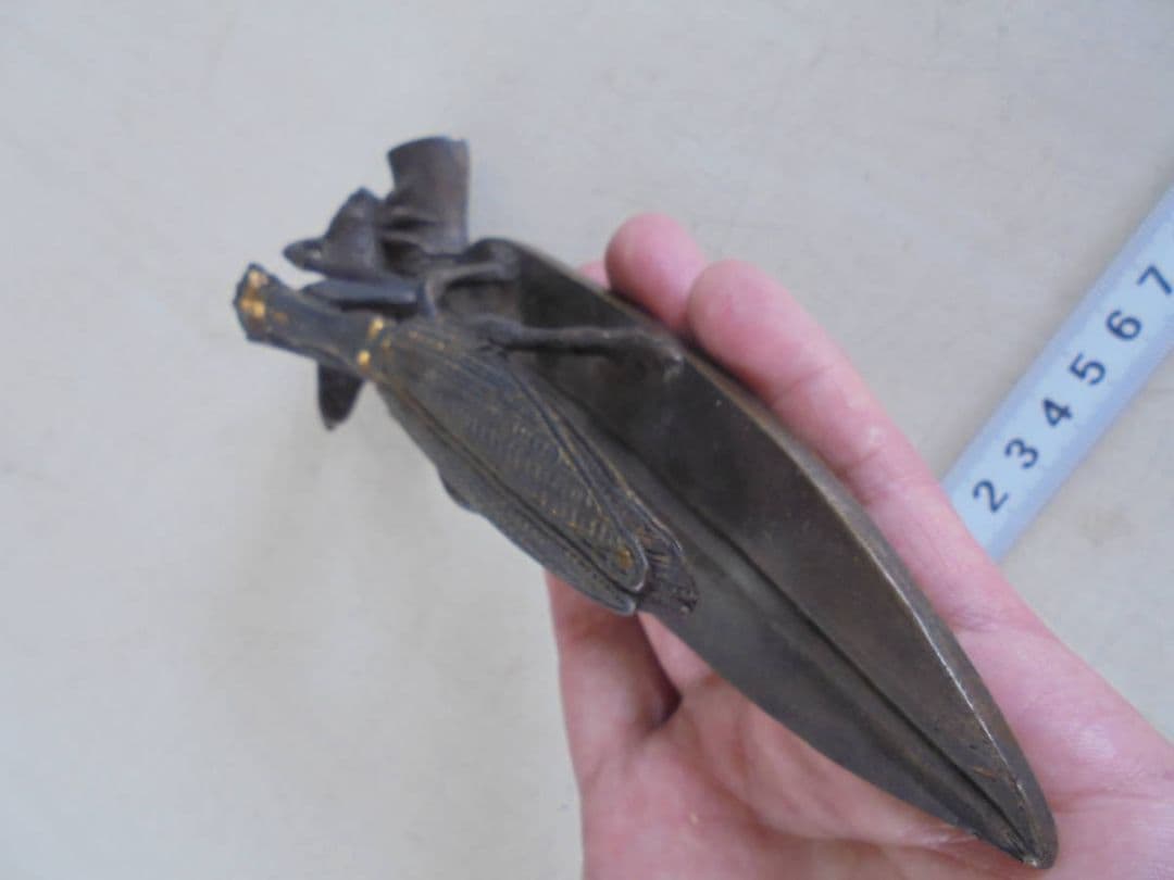 AKa6703　古銅　カマキリ　蟷螂　セミ　蝉　置物