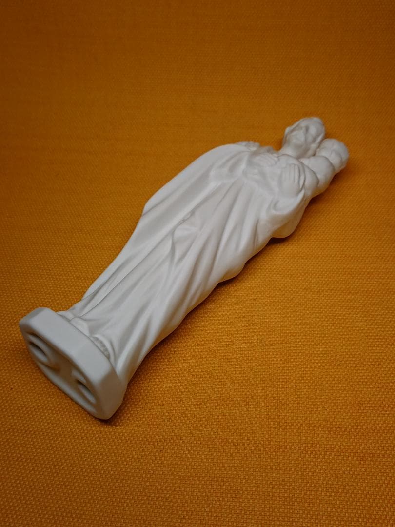 宗教美術　イエス　キリスト　白磁　置物　インテリア　工芸品　美術品　A2875