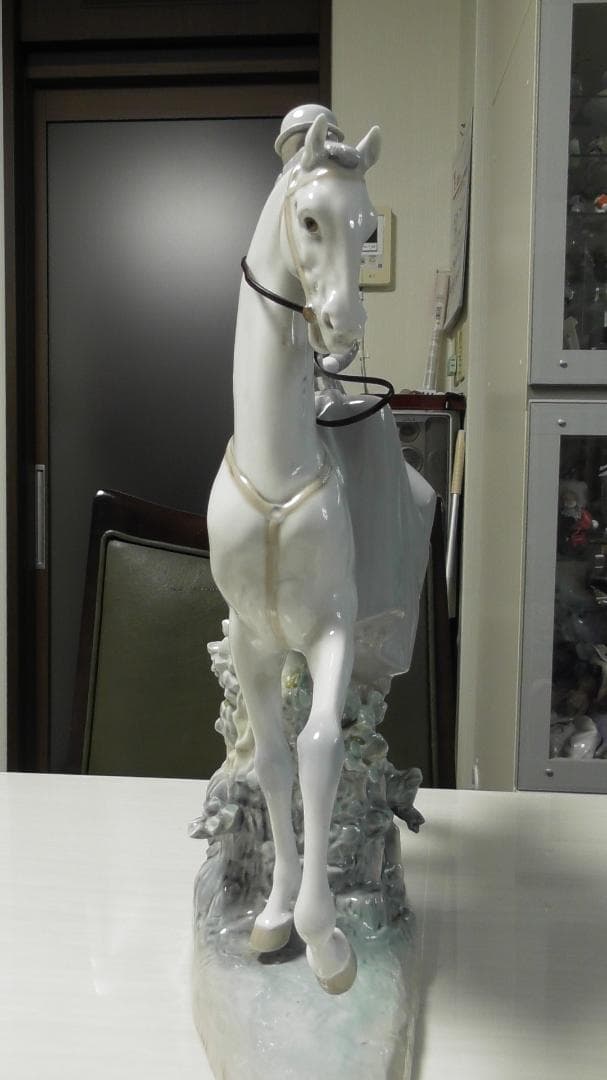 ヨシカネ　LLADRO　リヤドロ　【白い馬の少女】１４　リアドロ　L486
