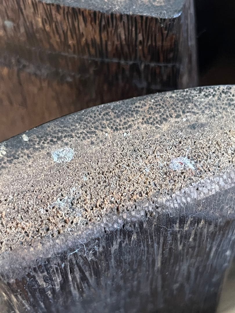 海外民芸？木製　スツール　丸イス2脚