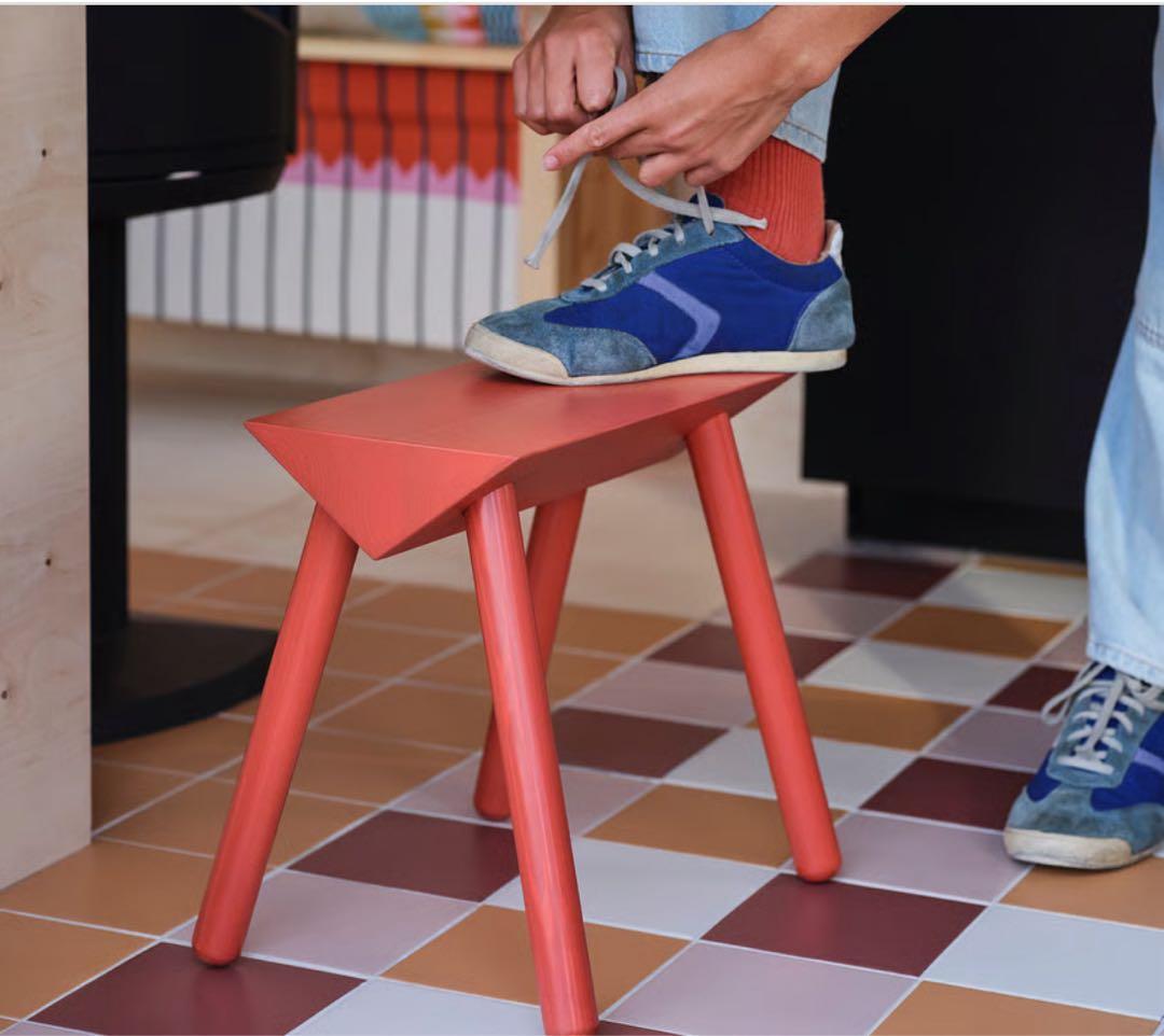 OMMJÄNGE オッミェンゲ スツール, オレンジレッド