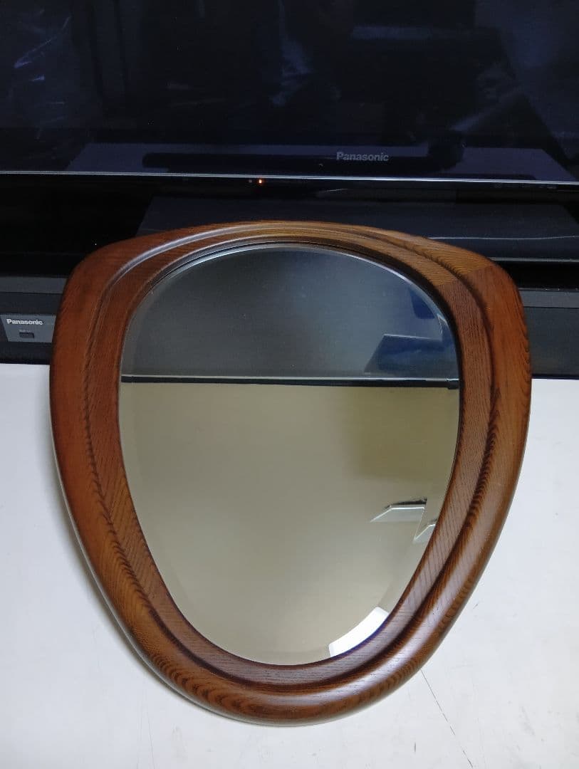 1970's　北欧モダン　トライアングル　ウォールナット　ミラー　壁掛け鏡