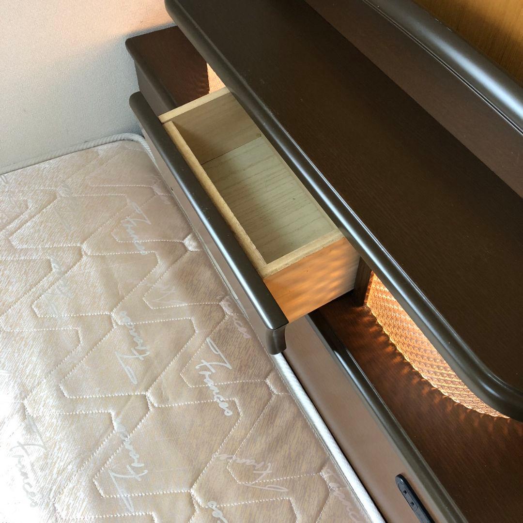 マット付きシングルベッド