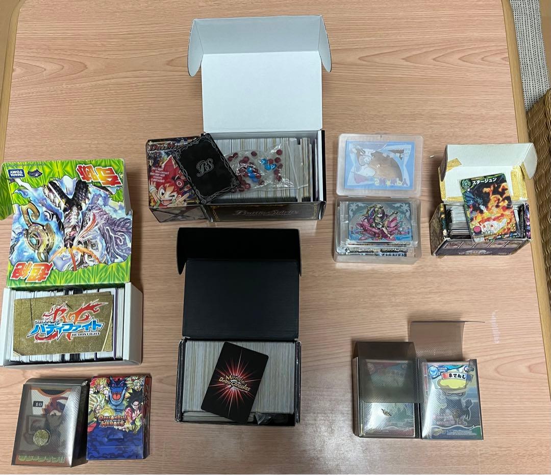 トレーディングカード1万枚以上