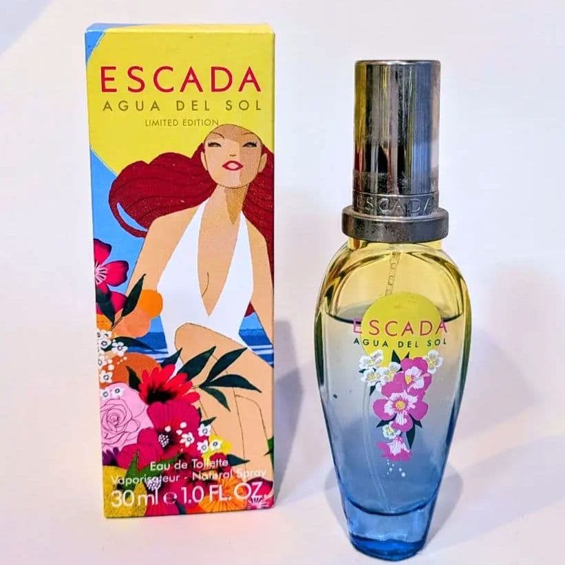 エスカーダ Agua Del Sol 30ml 箱付き アグアデソル 香水 - メルカリ