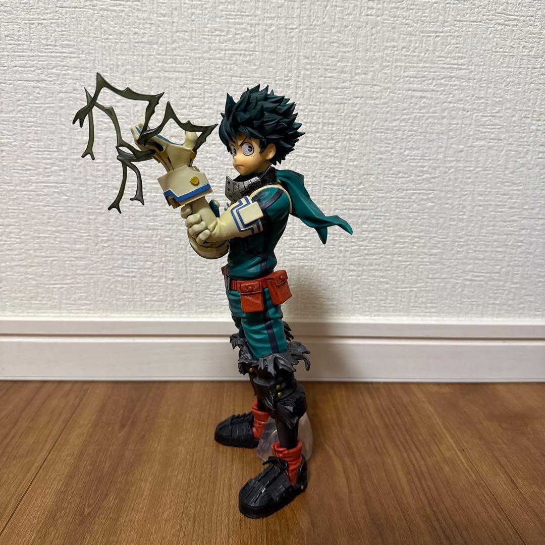 ヒロアカ 一番くじ フィギュア まとめ売り！ - メルカリ