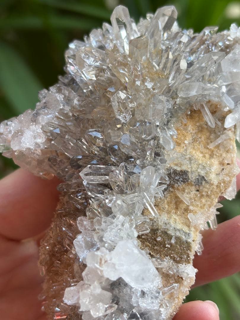 中国四川省　金口河水晶クラスター　菊花水晶　211g もう出てこない　天然石