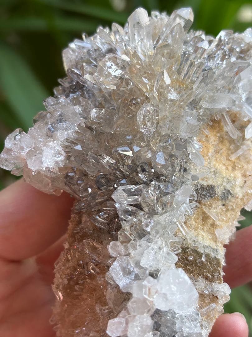 中国四川省　金口河水晶クラスター　菊花水晶　211g もう出てこない　天然石