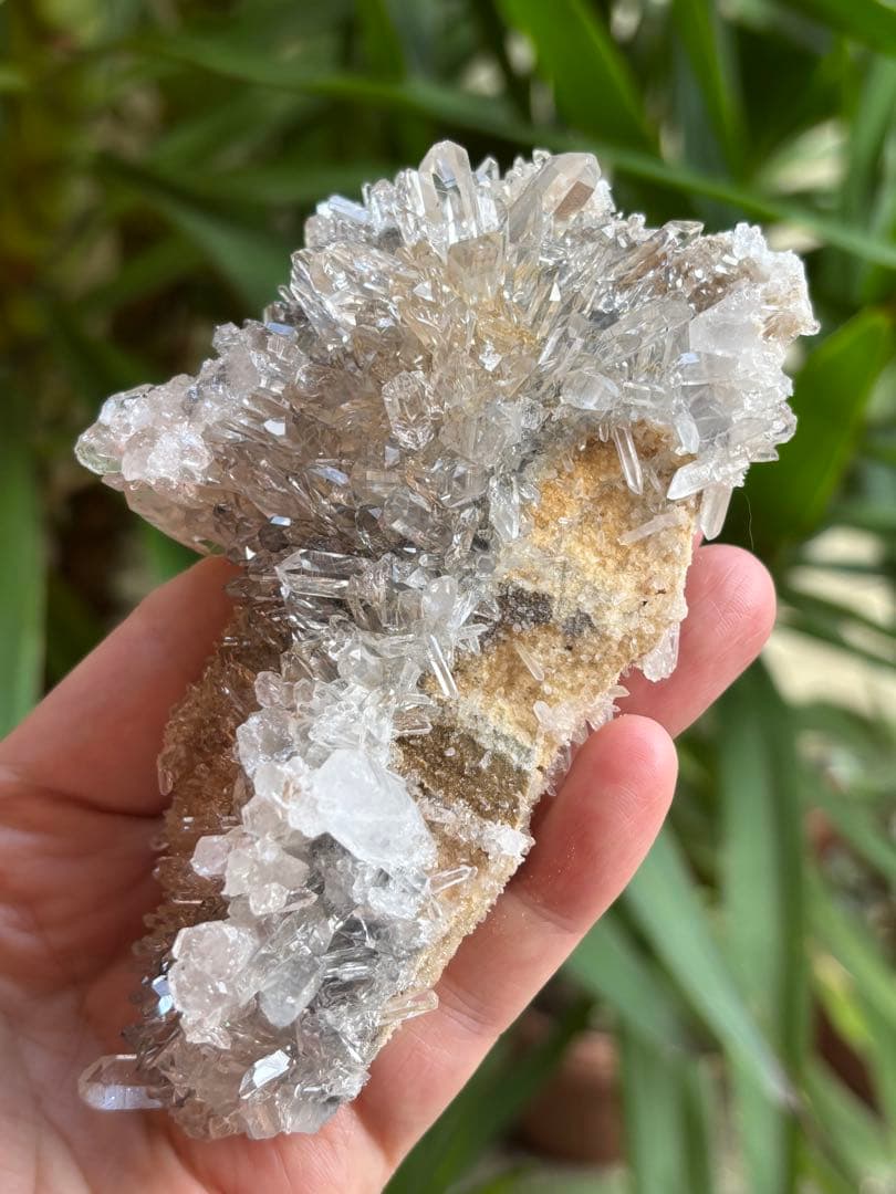 中国四川省　金口河水晶クラスター　菊花水晶　211g もう出てこない　天然石