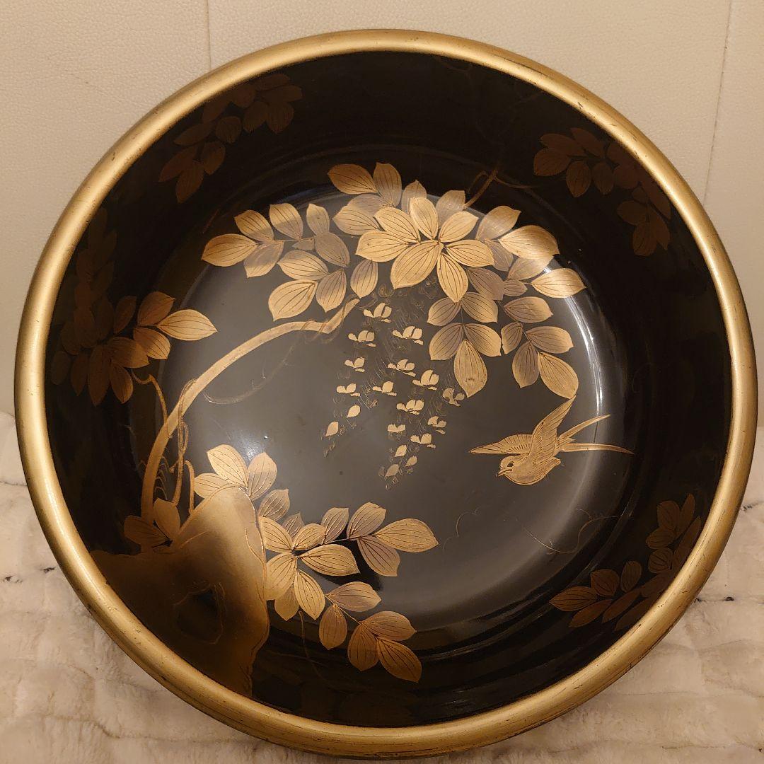 黒と金の漆器 2個セット - メルカリ