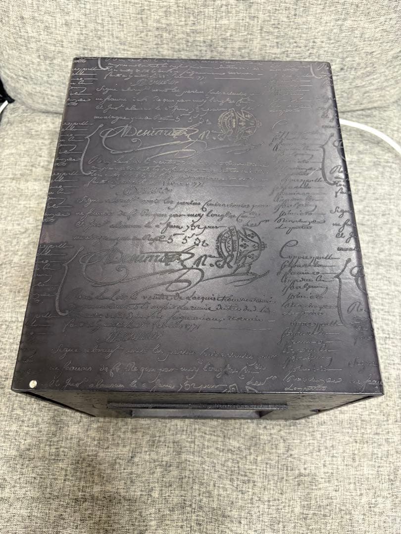 超希少!! ベルルッティ シューズボックス