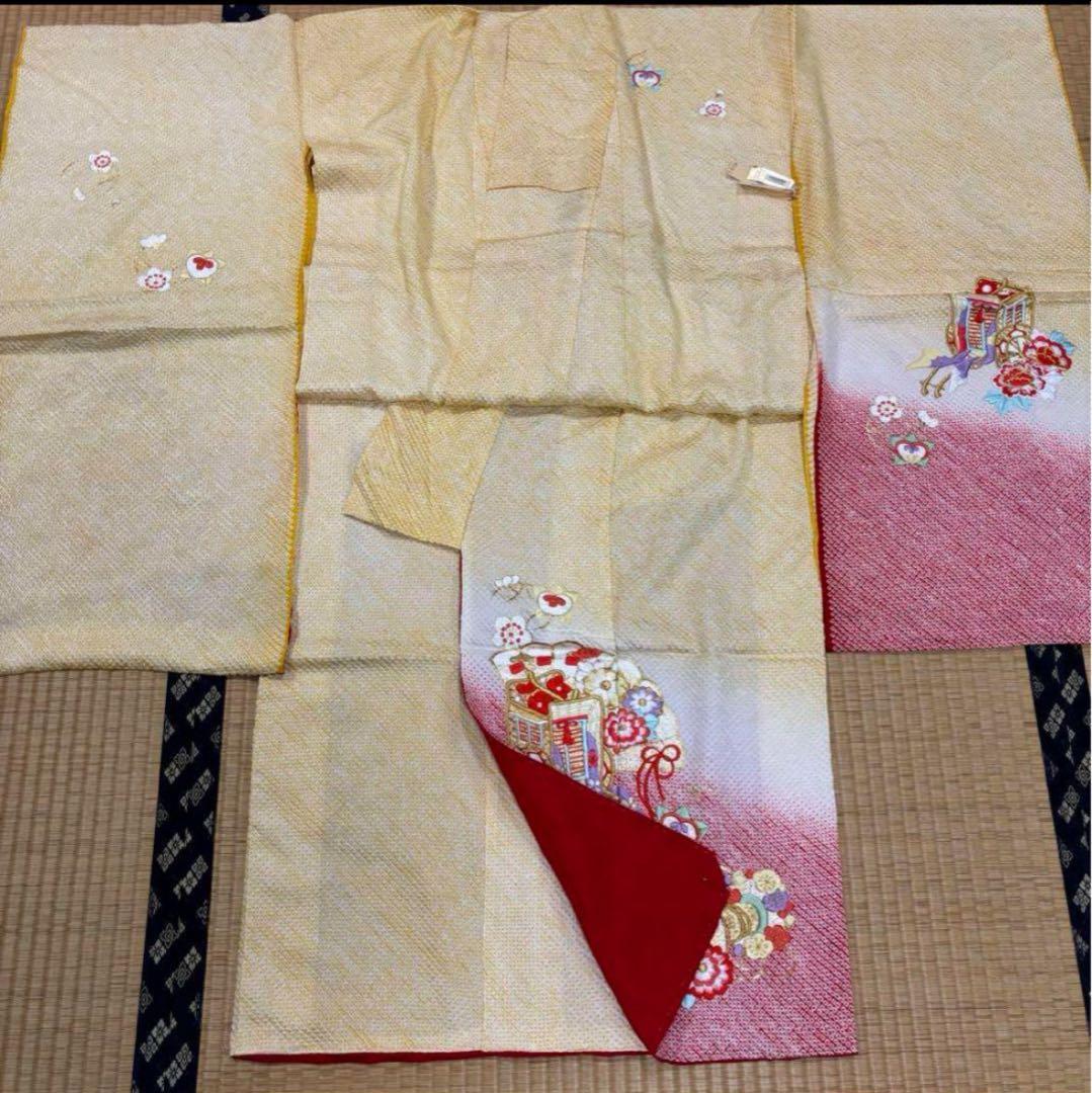 七五三　四ツ身女の子着物　正絹　仮絵羽　艶やか黄色　豪華絞り　刺繍　御所車