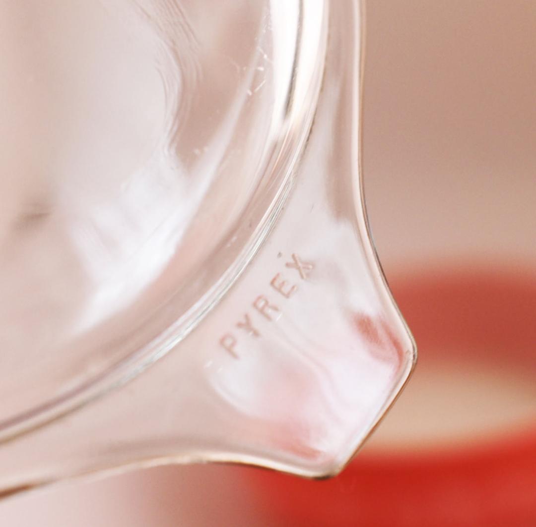 Old Pyrex ピンク グーズベリー キャセロール ガラス蓋付き