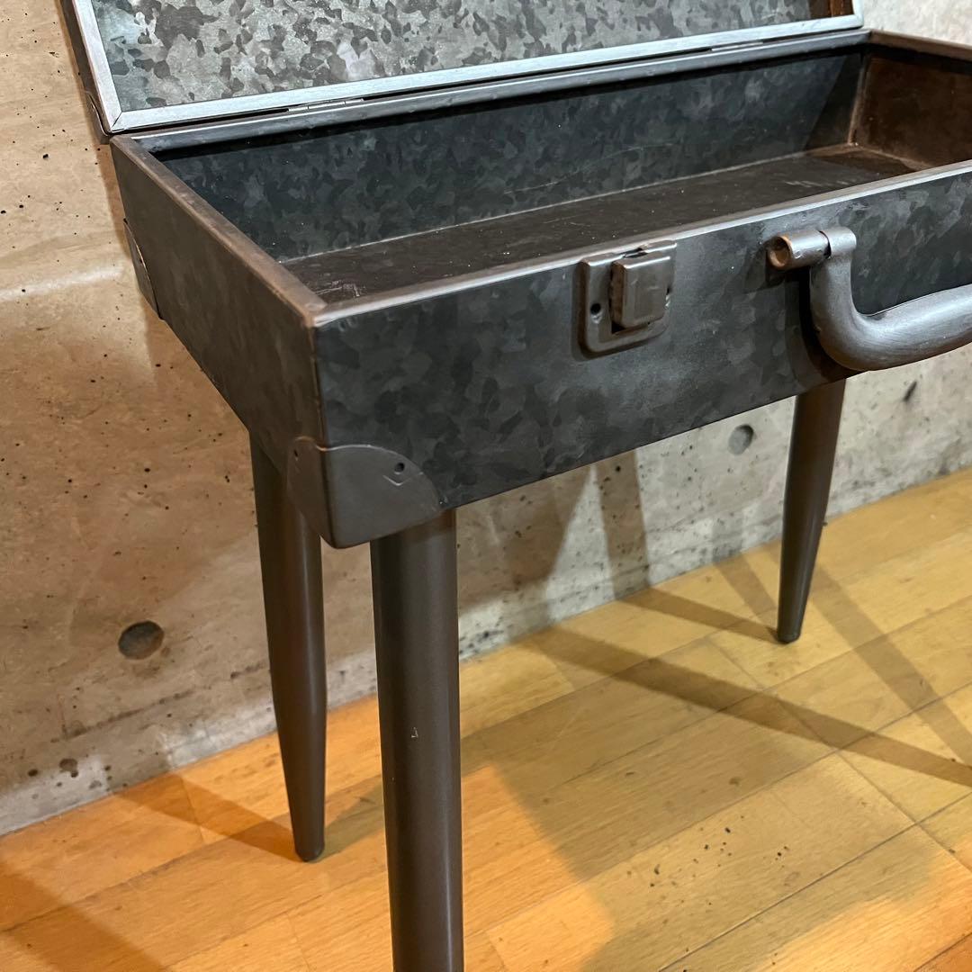 トランクテーブル　サイドテーブル　キャンプ　ガーデン雑貨　インダストリアル