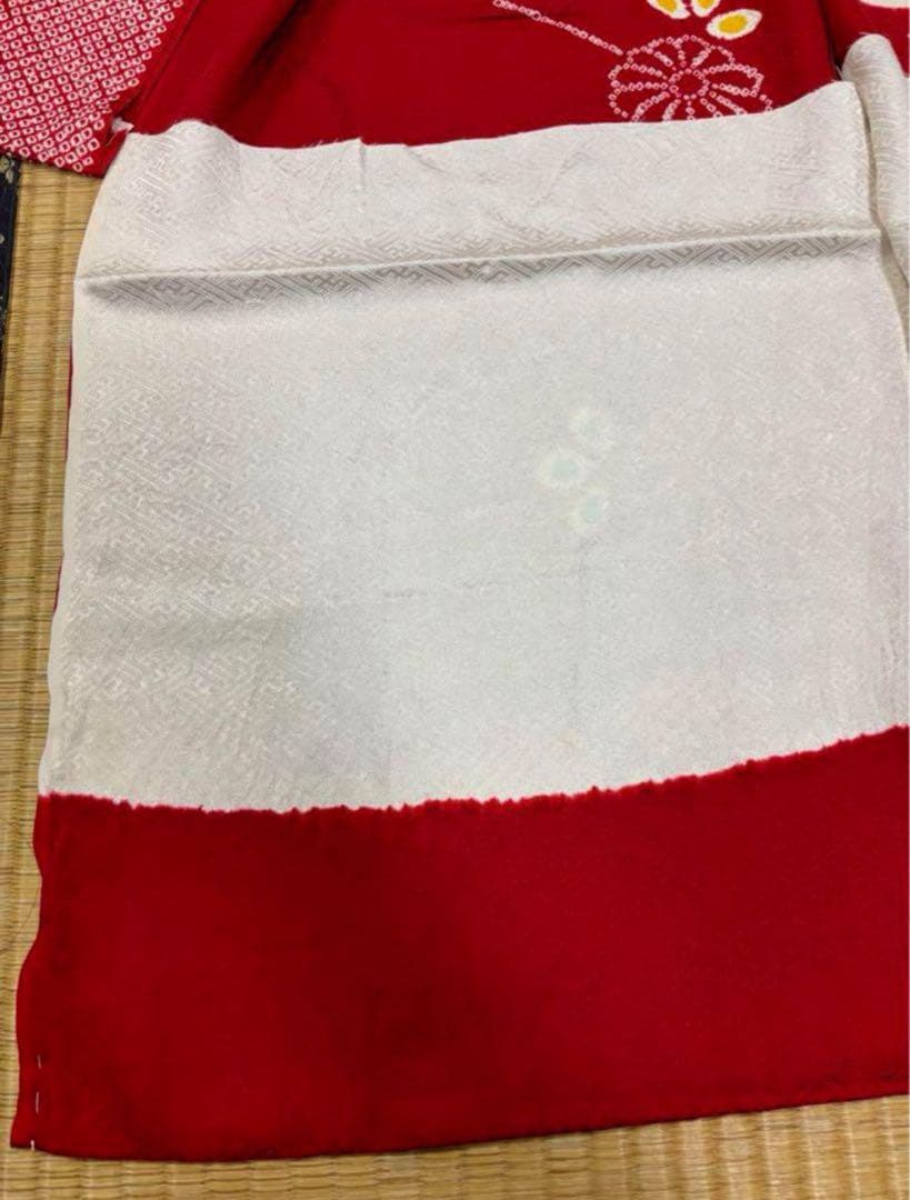 七五三　三ツ身女の子着物　正絹　仮絵羽　赤　豪華絞り　可愛い手毬柄　梅　鈴