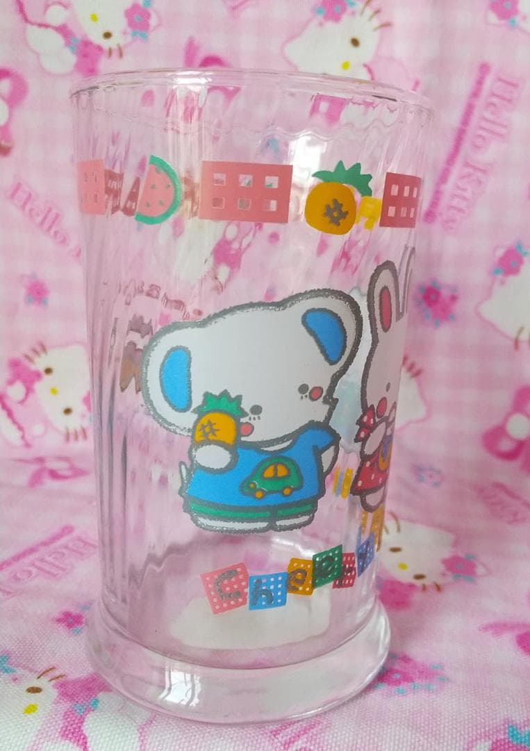 チアリーチャム グラス コップ サンリオ 1987年 昭和レトロ - メルカリ