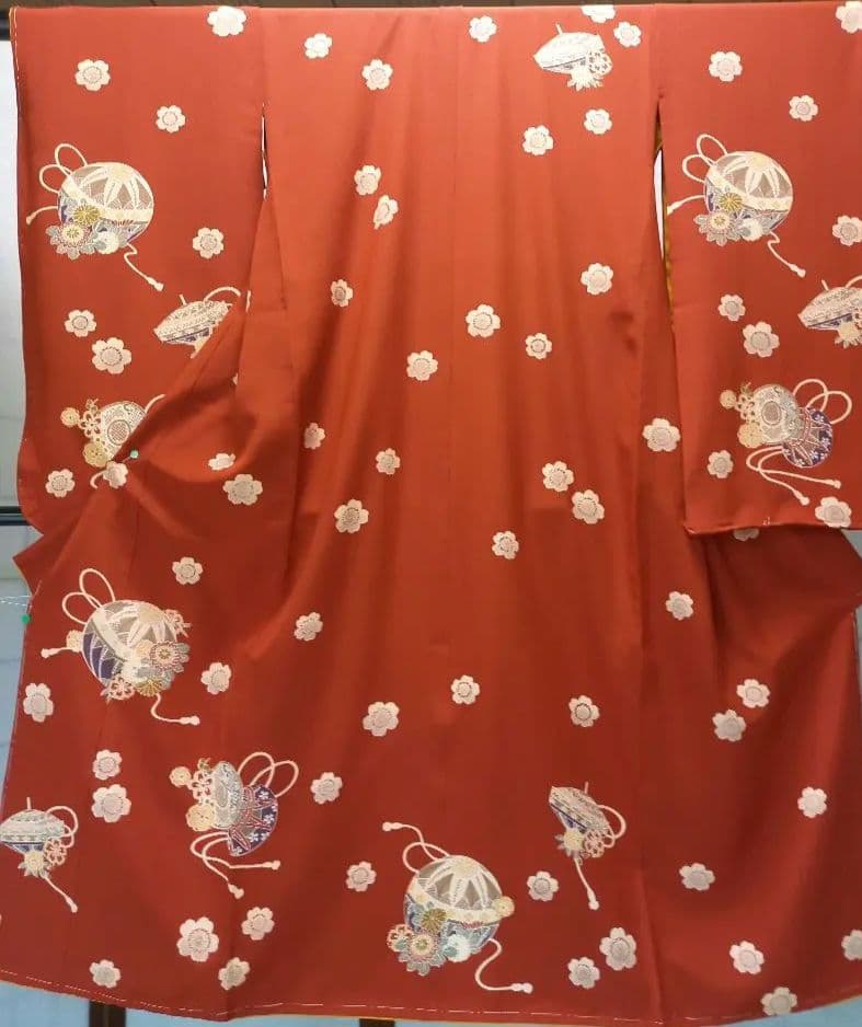 七才女児、正絹着物，長襦袢仕立て上り 　未使用品