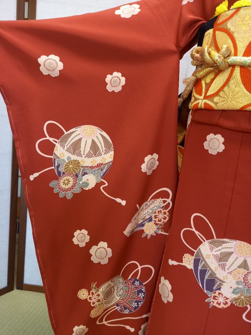 七才女児、正絹着物，長襦袢仕立て上り 　未使用品