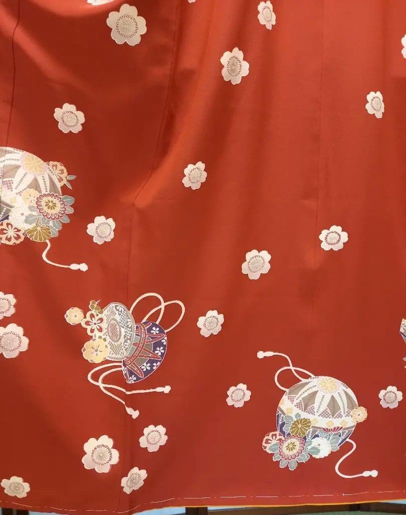 七才女児、正絹着物，長襦袢仕立て上り 　未使用品