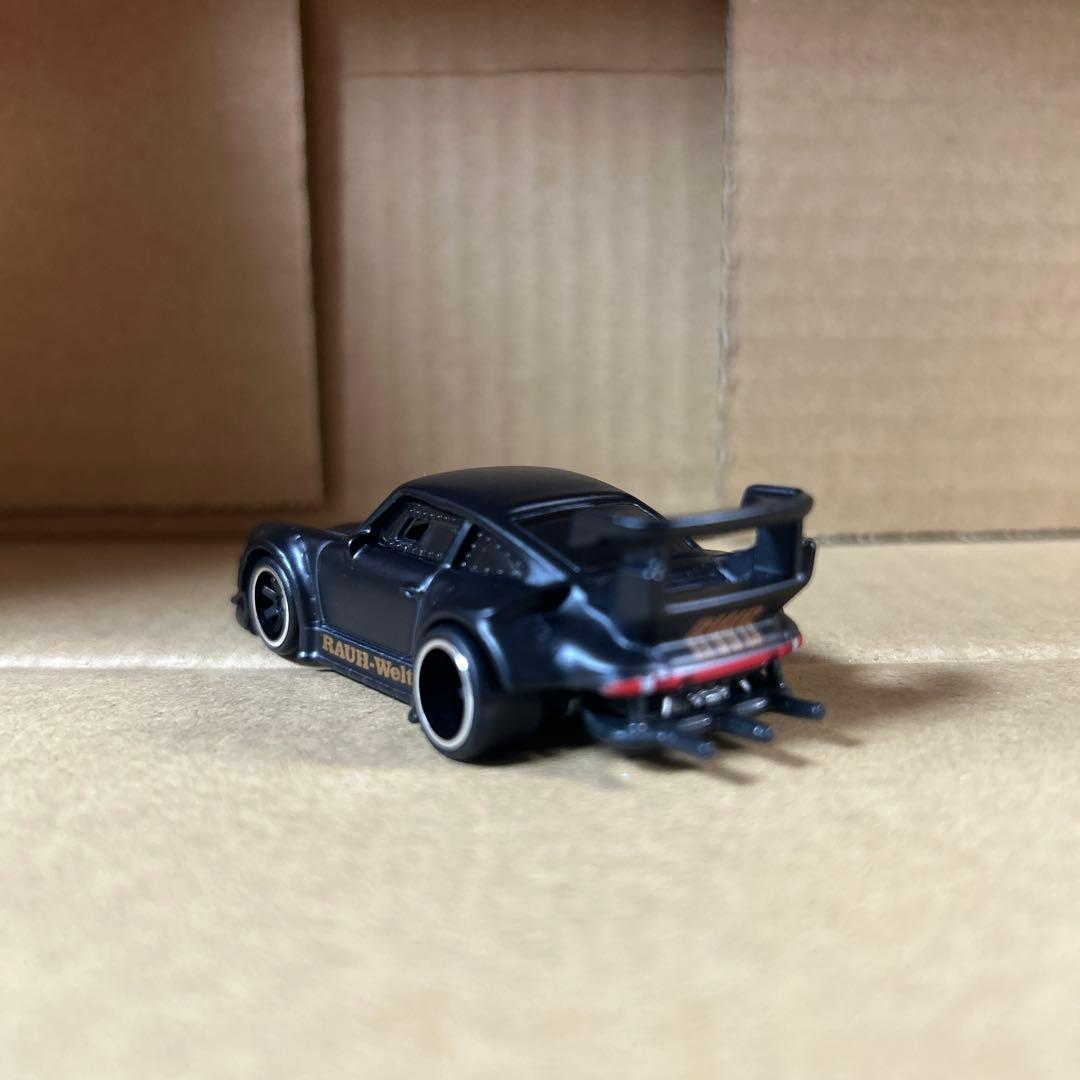 ホットウィール 1/64 RAUH-Welt ポルシェ 930 - メルカリ