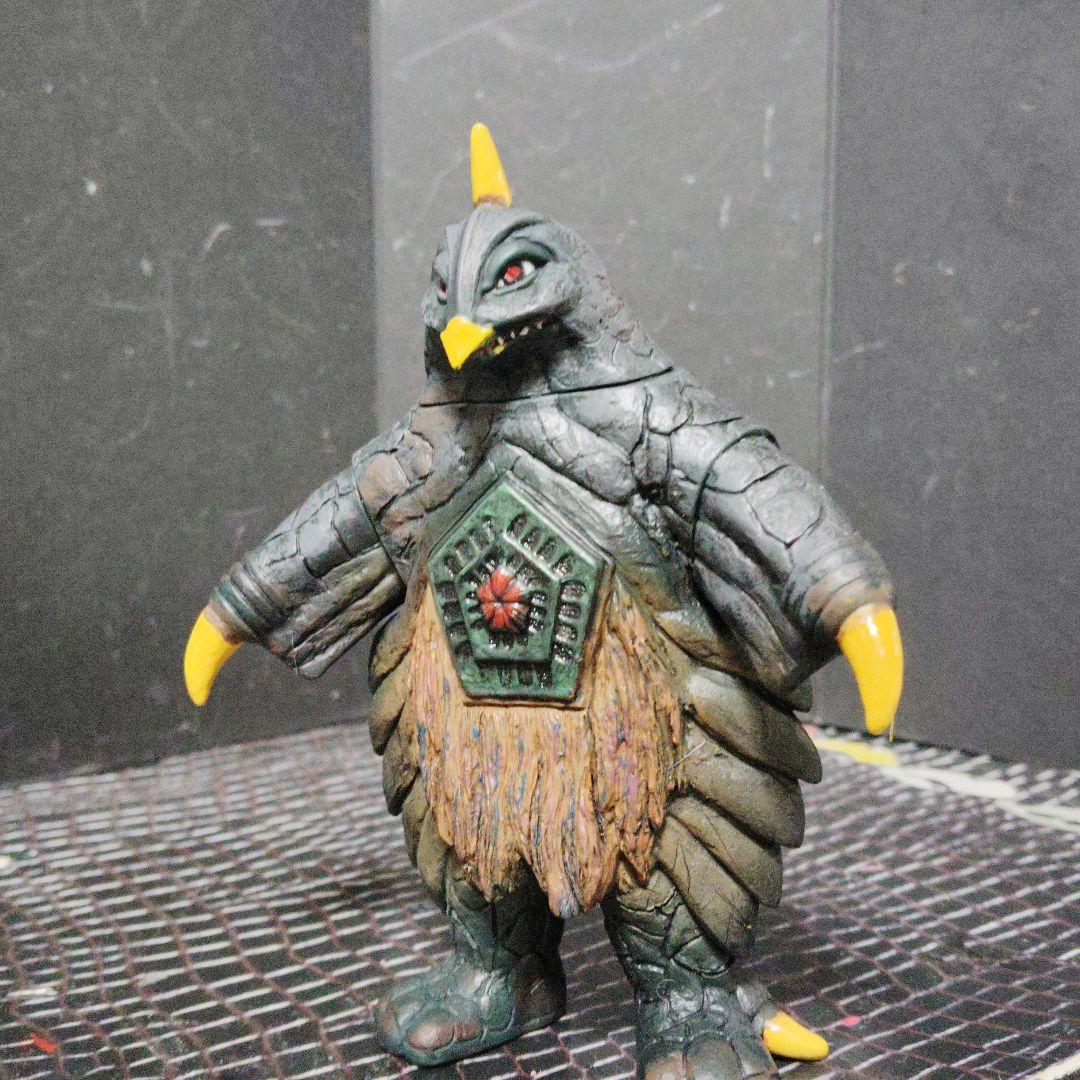 大特価ウルトラ現行ソフビ怪獣（グドン.ツインテール.ベムスター