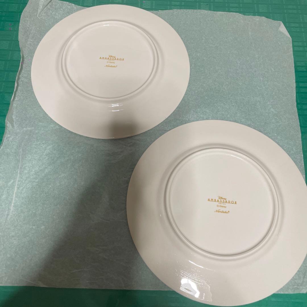 ♥️高級 アンバサダーホテル ディズニー ノリタケお皿 薔薇