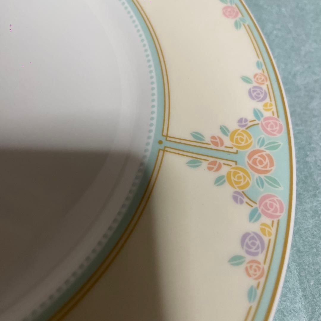♥️高級 アンバサダーホテル ディズニー ノリタケお皿 薔薇
