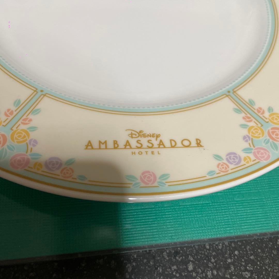 ♥️高級 アンバサダーホテル ディズニー ノリタケお皿 薔薇