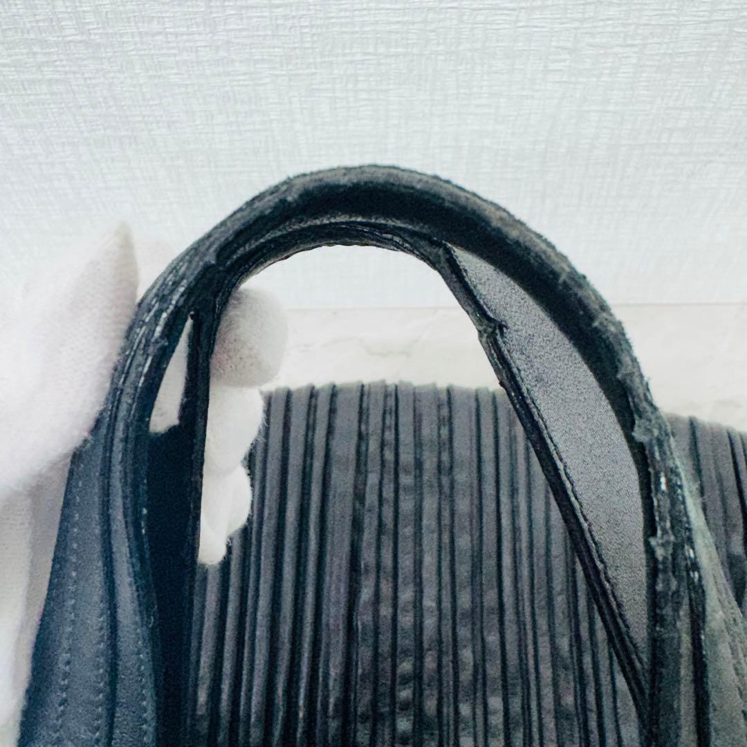 ✨BVLGARI✨ブルガリ✨ハンドバッグ✨ブラック✨レザー✨ハンドバッグ✨