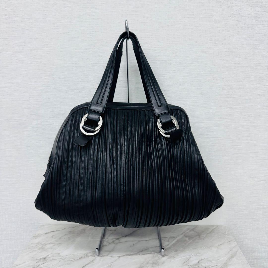 ✨BVLGARI✨ブルガリ✨ハンドバッグ✨ブラック✨レザー✨ハンドバッグ✨