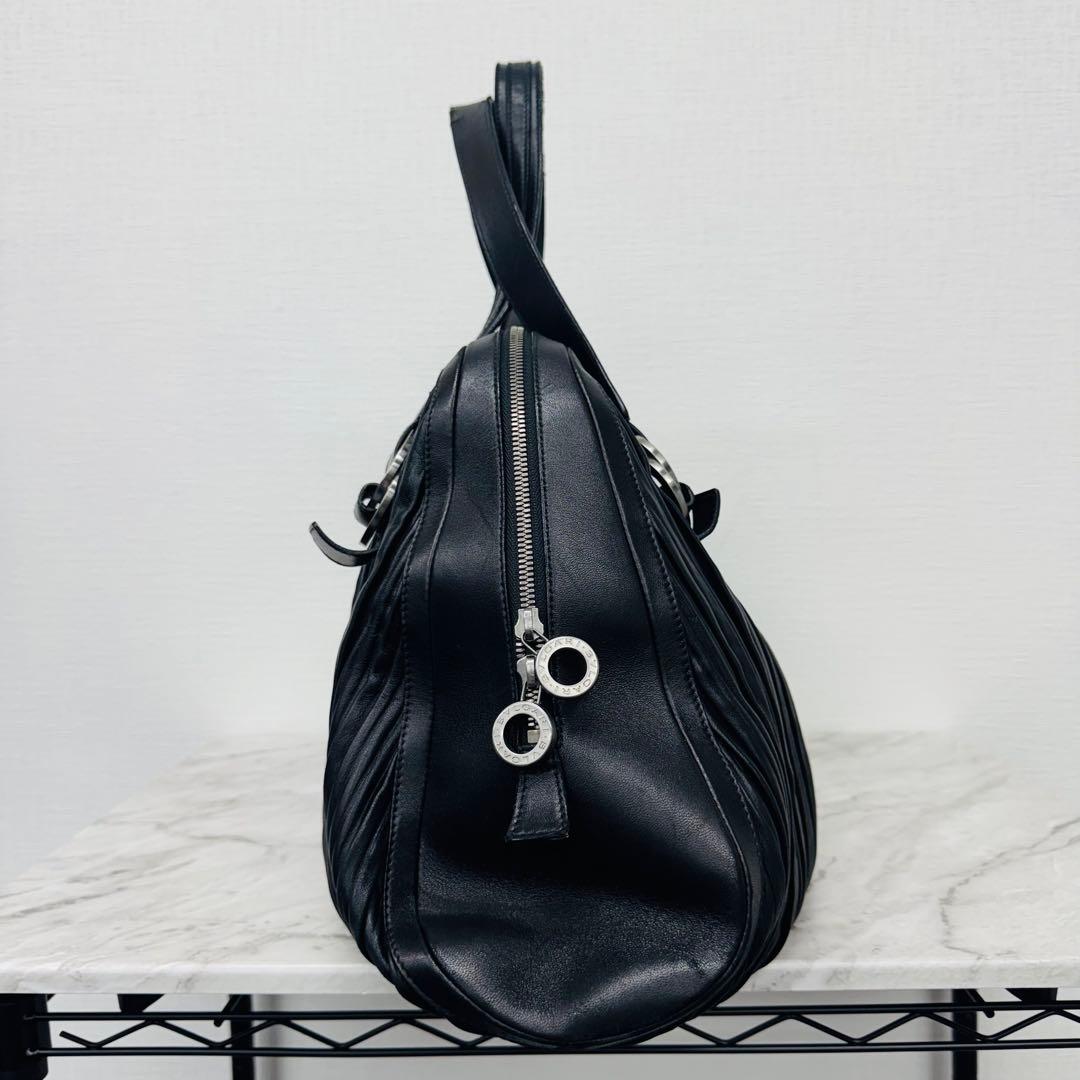 ✨BVLGARI✨ブルガリ✨ハンドバッグ✨ブラック✨レザー✨ハンドバッグ✨