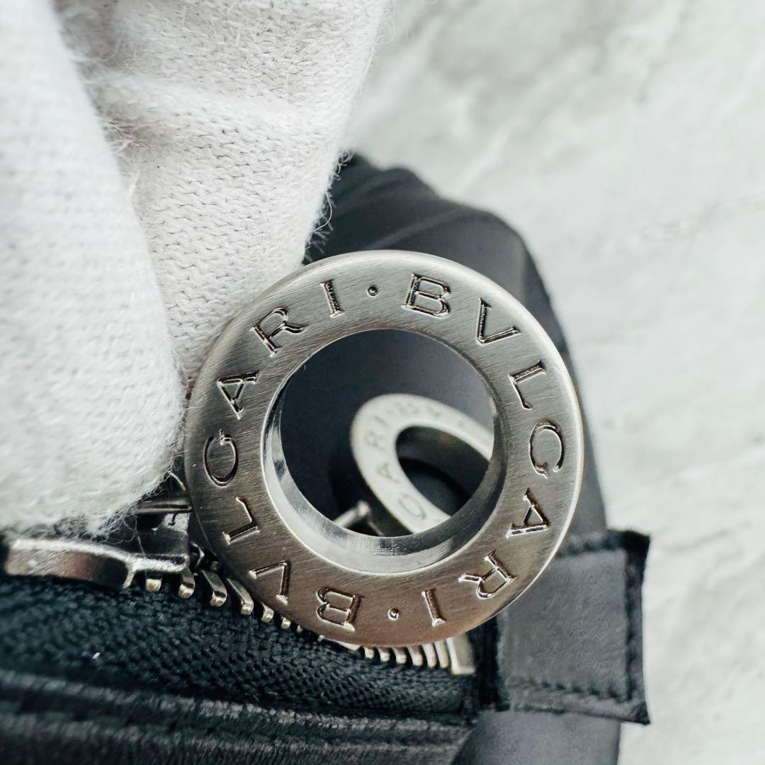 ✨BVLGARI✨ブルガリ✨ハンドバッグ✨ブラック✨レザー✨ハンドバッグ✨
