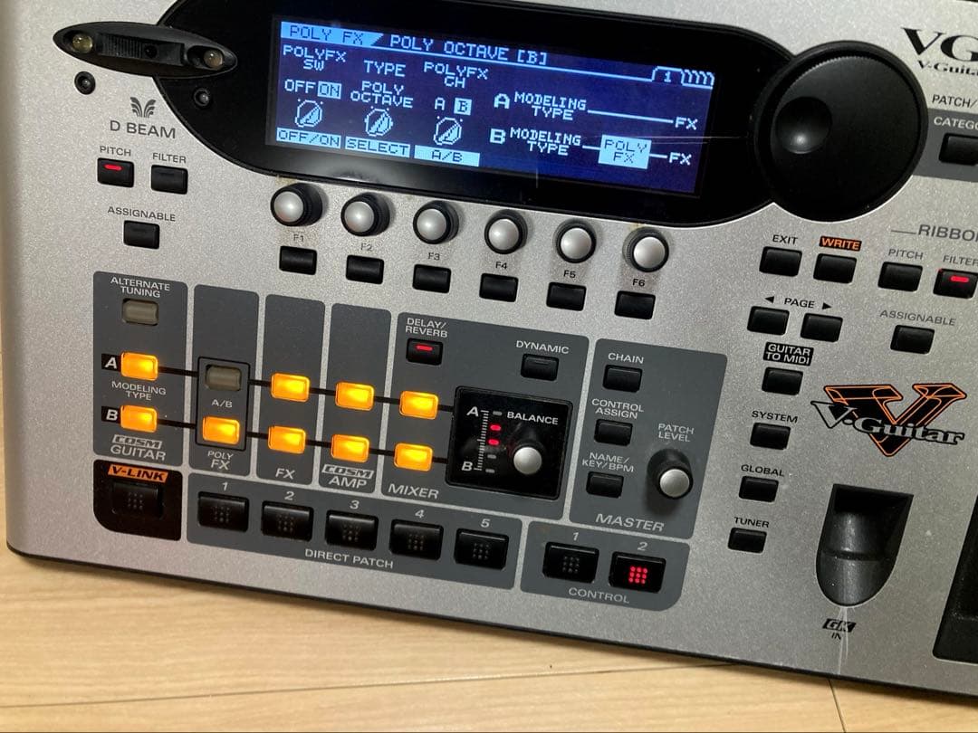 Roland VG-99 名機ギターシンセ