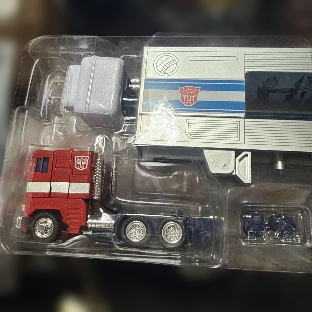 トランスフォーマー オプティマスプライム スピーカー