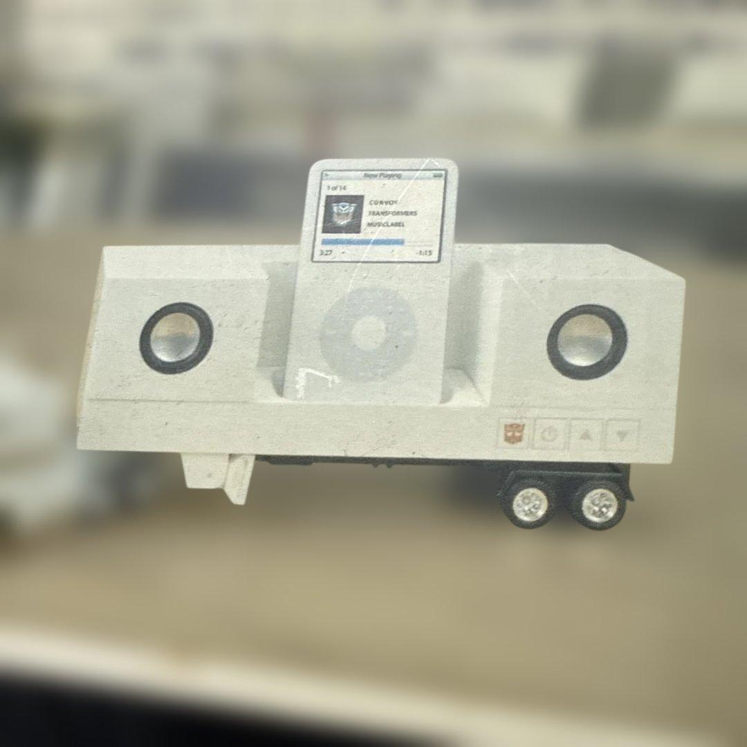 トランスフォーマー オプティマスプライム スピーカー