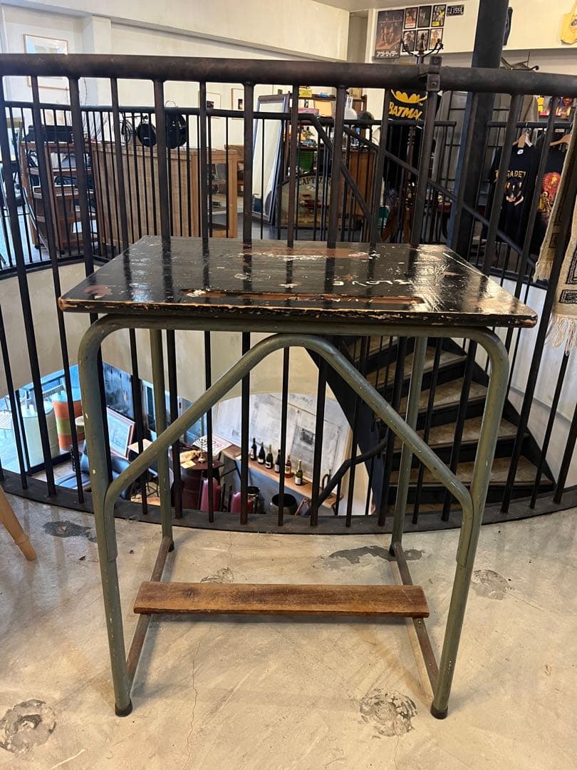 ヴィンテージ　スクールデスク