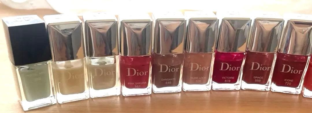 ディオール　ヴェルニ　トップコート ネイルカラー