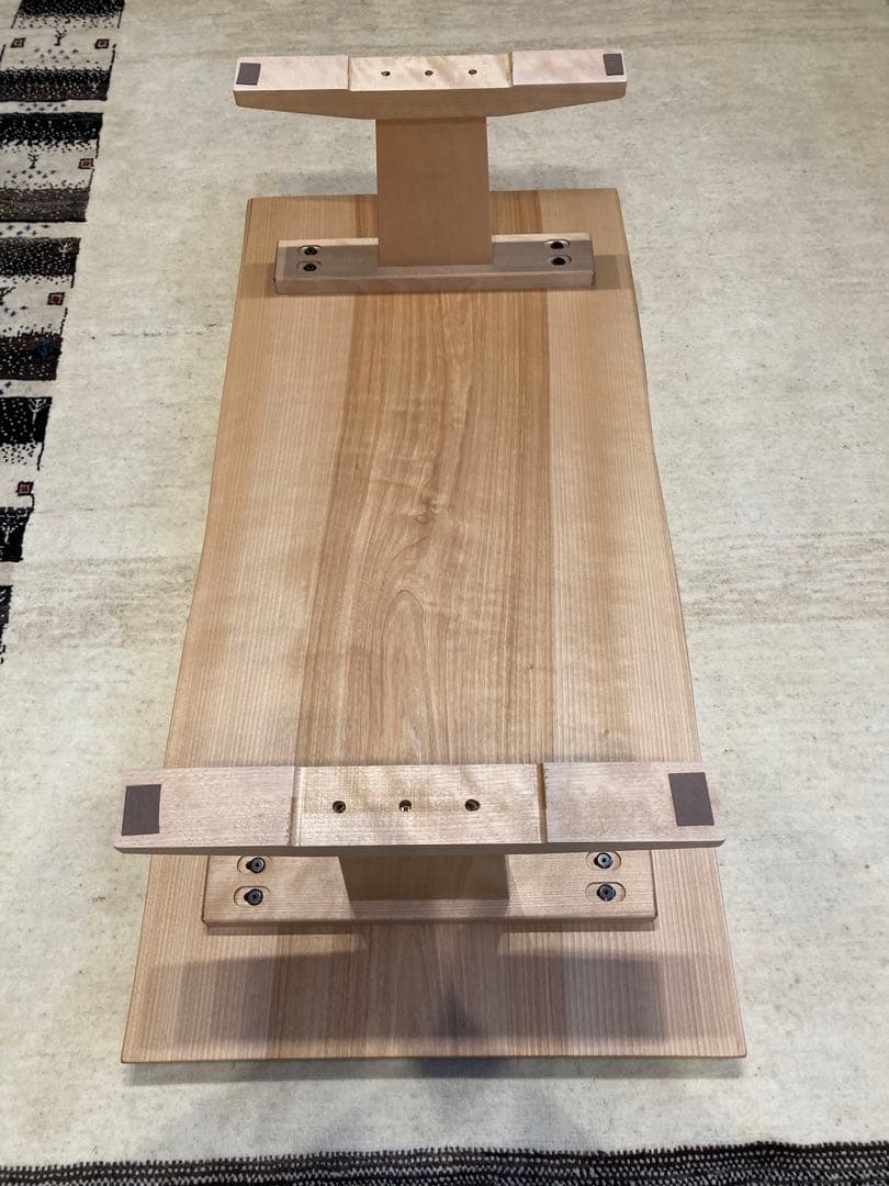 値下げ中　未使用　カバ桜　一枚板　座卓　テーブル　机　綺麗