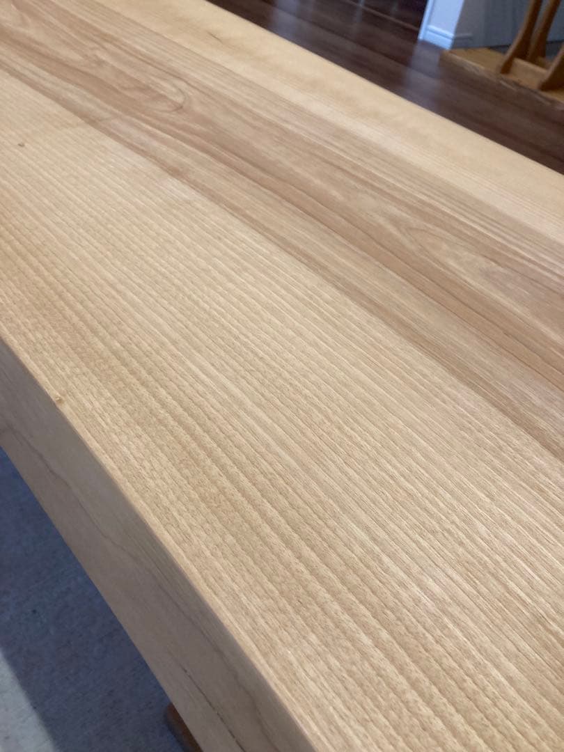 値下げ中　未使用　カバ桜　一枚板　座卓　テーブル　机　綺麗