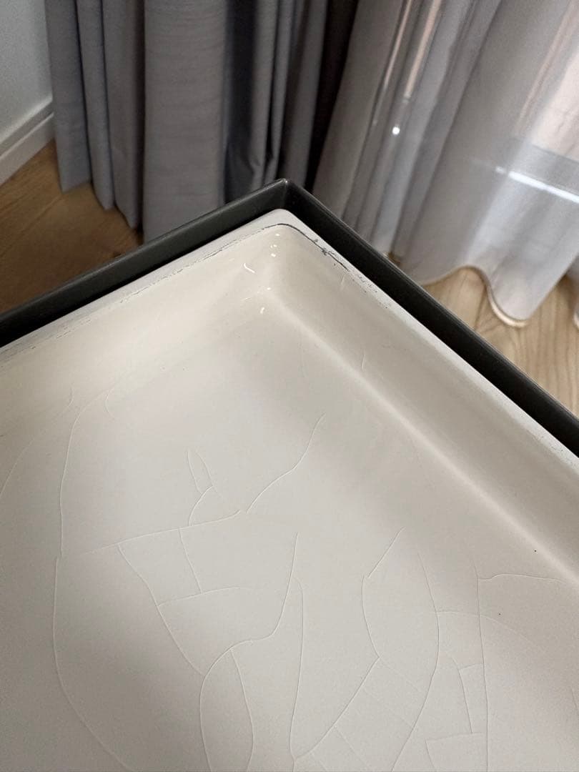 デュエンデ　サイドテーブル