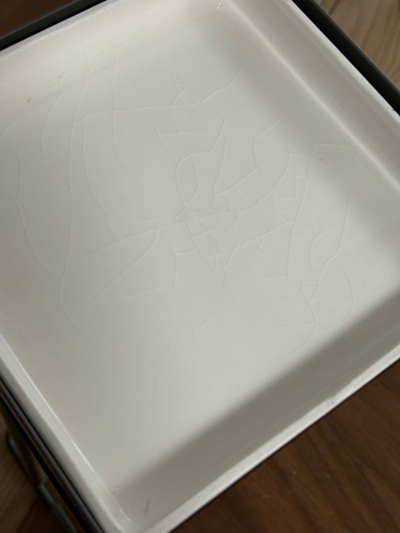 デュエンデ　サイドテーブル