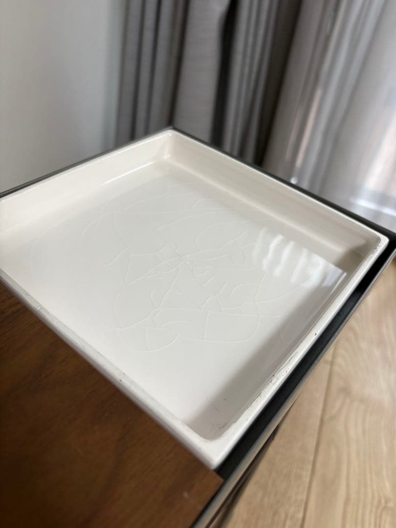 デュエンデ　サイドテーブル