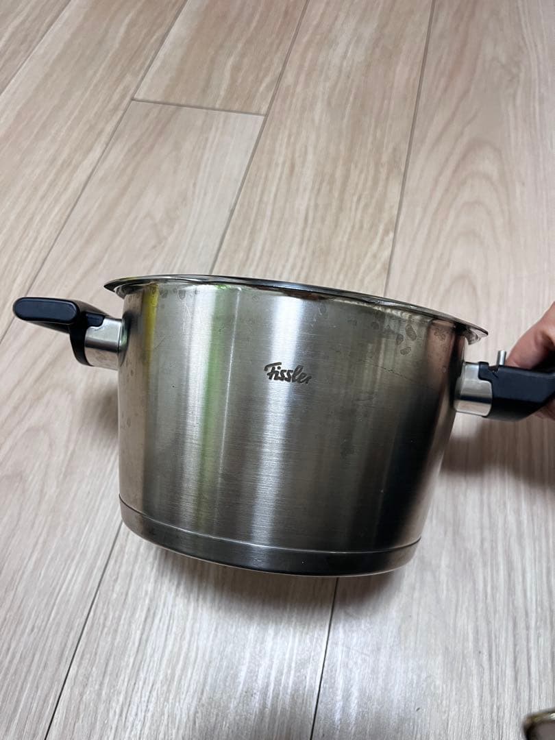 匿名発送　フィスラー コンフォート 圧力鍋 2.5L