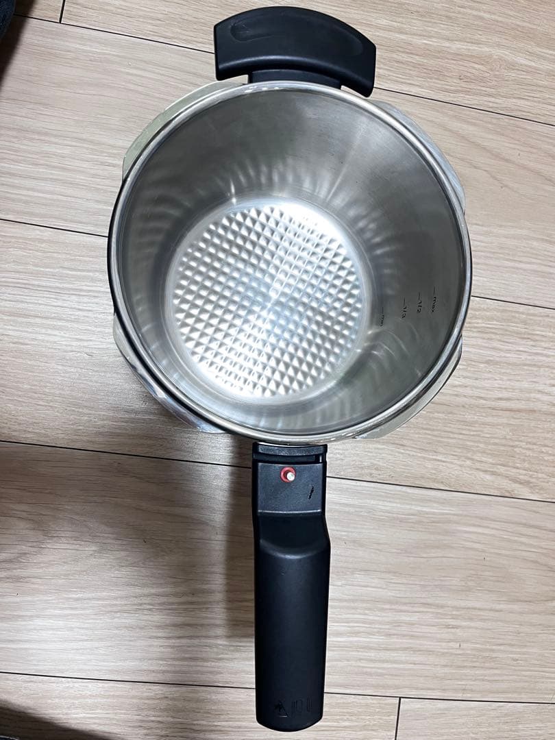 匿名発送　フィスラー コンフォート 圧力鍋 2.5L