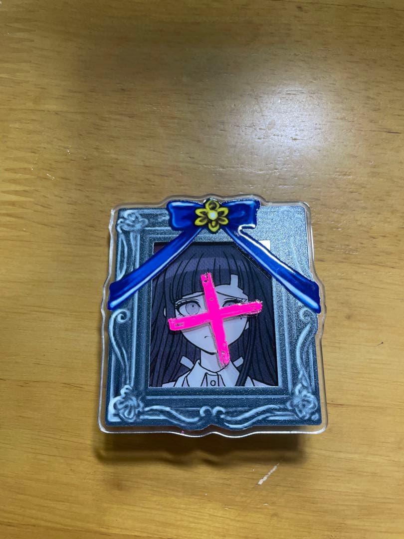 ダンガンロンパ 遺影アクリルバッジ 罪木蜜柑 - メルカリ