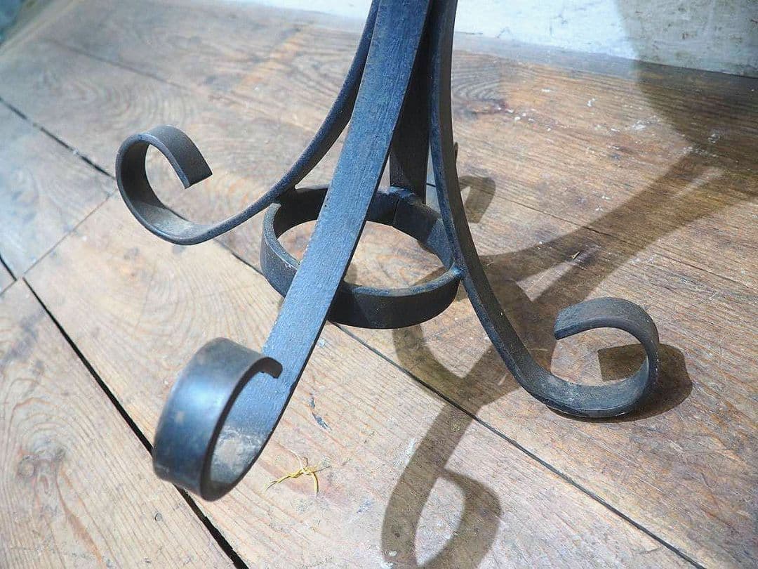 1415 ヴィンテージ　古い鉄脚スツール　椅子　イス　チェア　工業系　レトロ