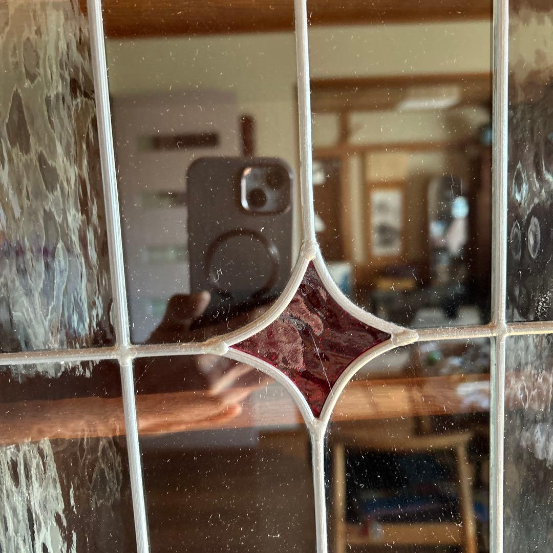 送料込　IDC大塚家具 起立木工社製 3面ステンドグラス オーク材 食器棚