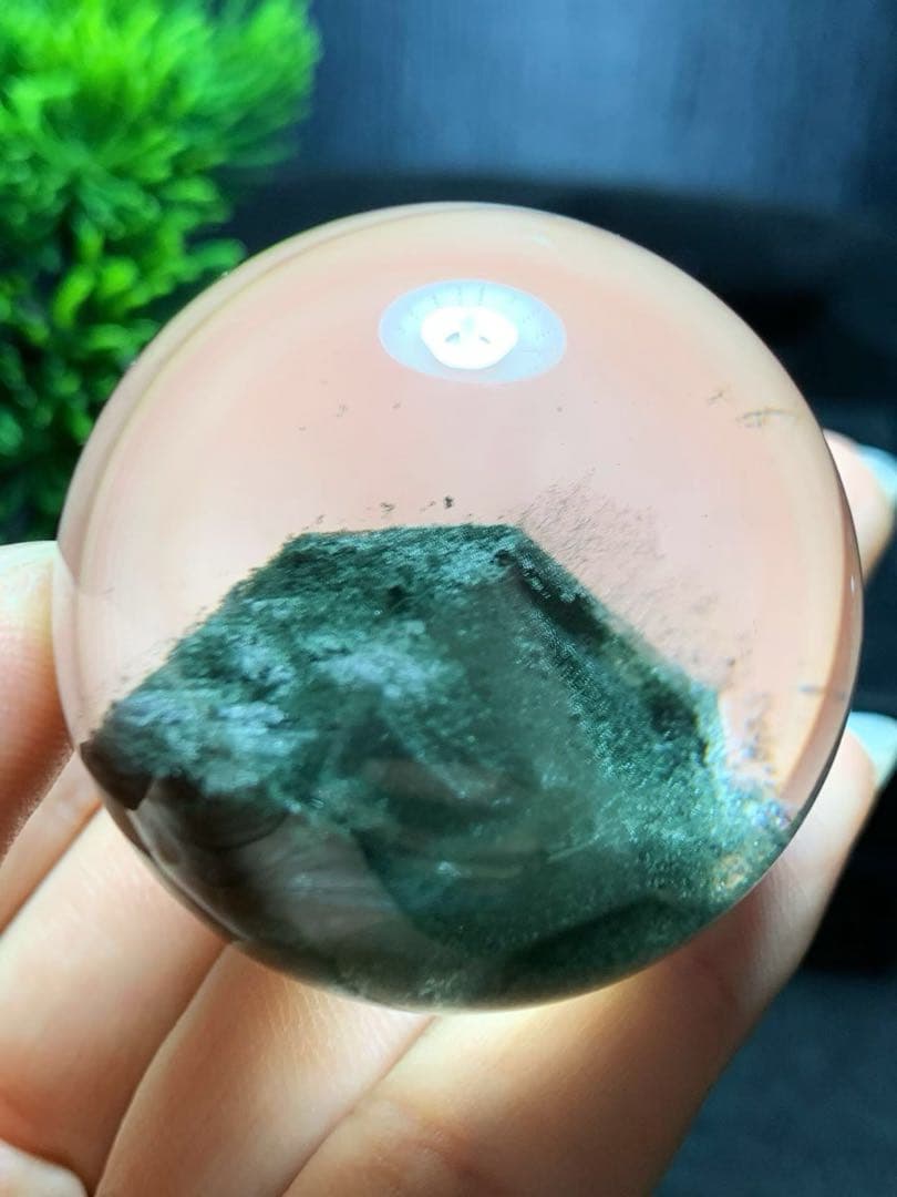 ⭐︎【極上品】天然 グリーン ガーデン クォーツ 置物 40mm 86.3g