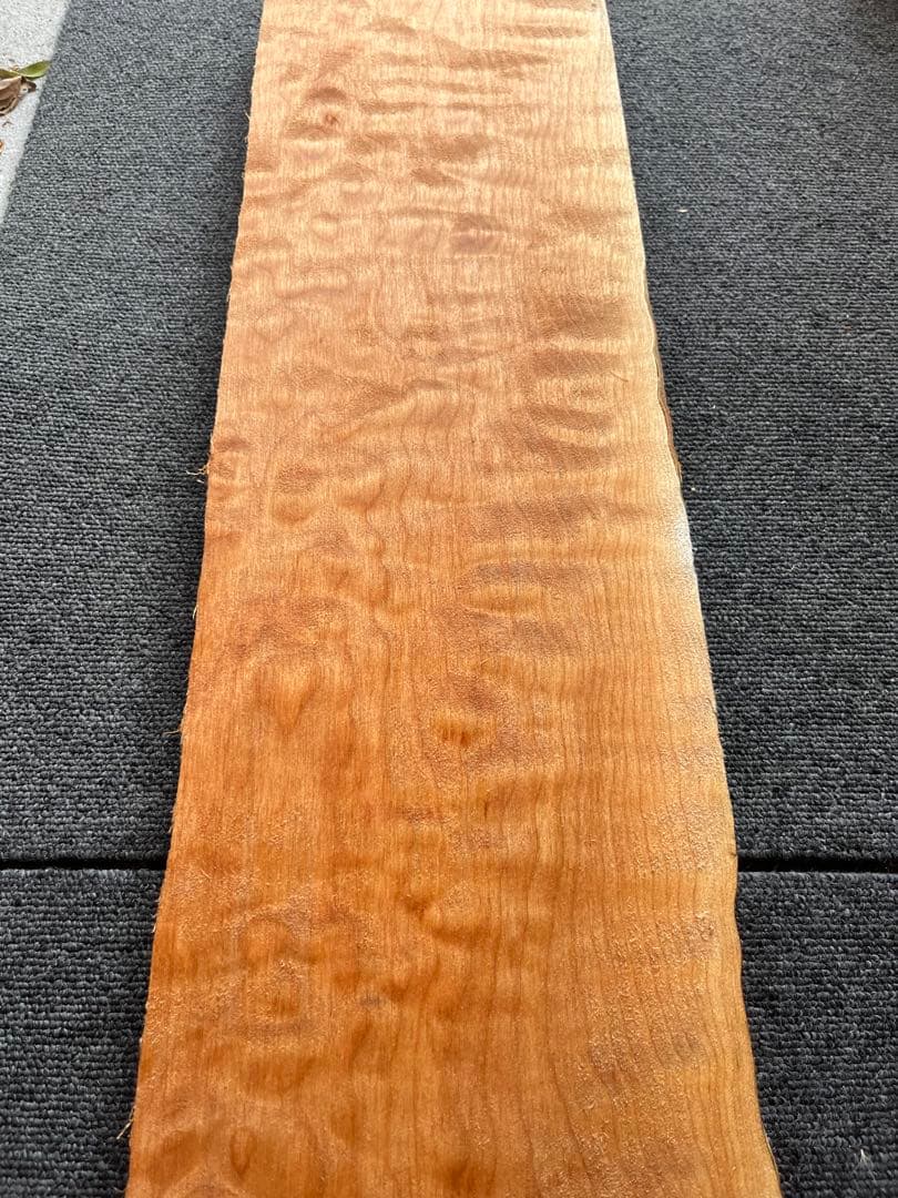 キルティッドメープル　木材　板材